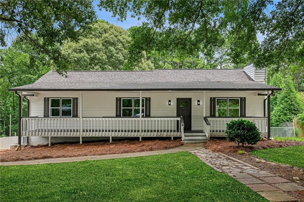 4 bedroom, 3 bathroom, 2,584 sq ft single family residence sold at 237 Woodland Street, Dallas, GA 30157