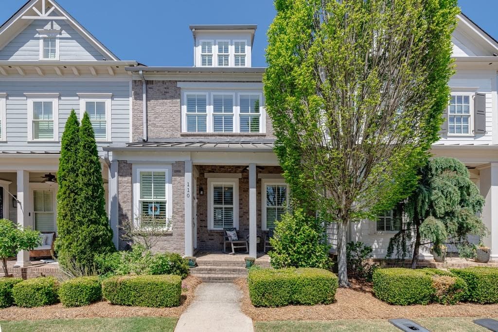 3 bedroom, 4 bathroom, 2,915 sq ft townhouse for sale at 110 Brighton Boulevard, Woodstock, GA 30188