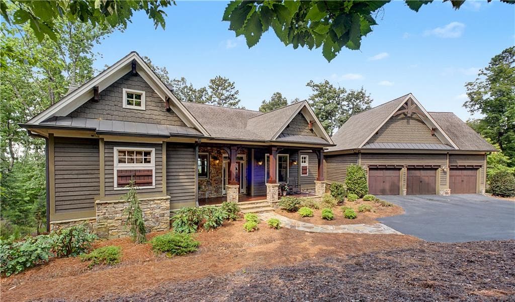 3 bedroom, 4 bathroom, 3,436 sq ft single family residence sold at 851 Skyline Drive, Jasper, GA 30143