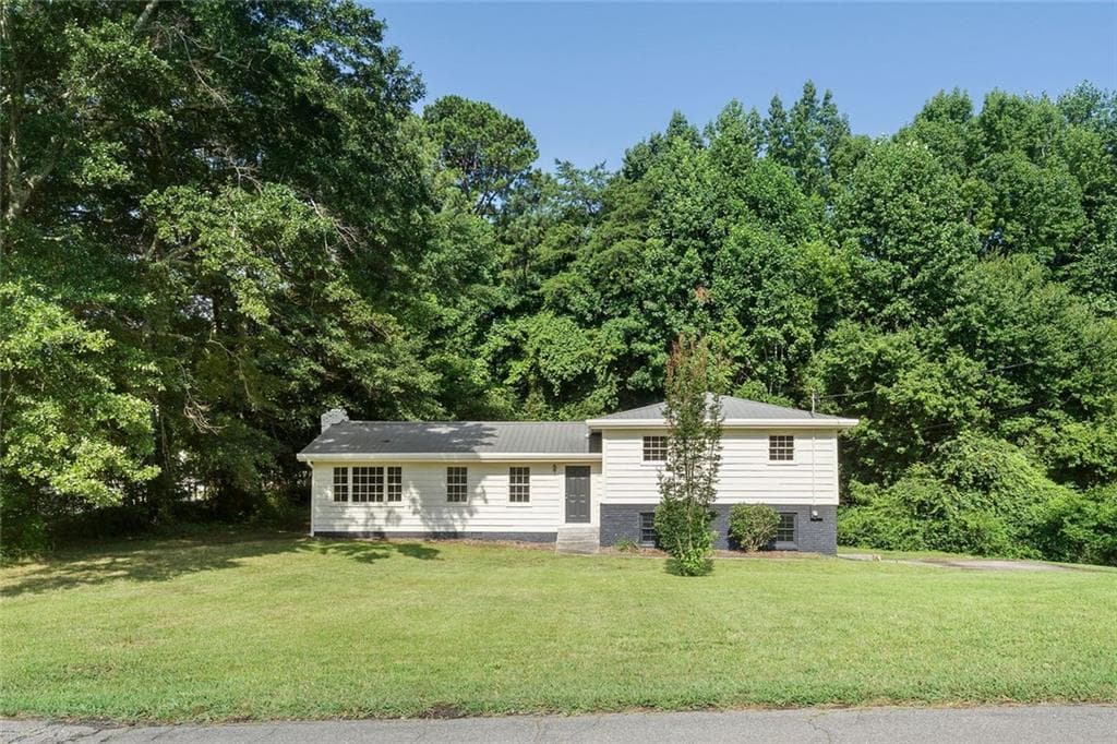 3 bedroom, 2 bathroom, 1,520 sq ft single family residence sold at 5525 Oak Grove Drive, Acworth, GA 30102