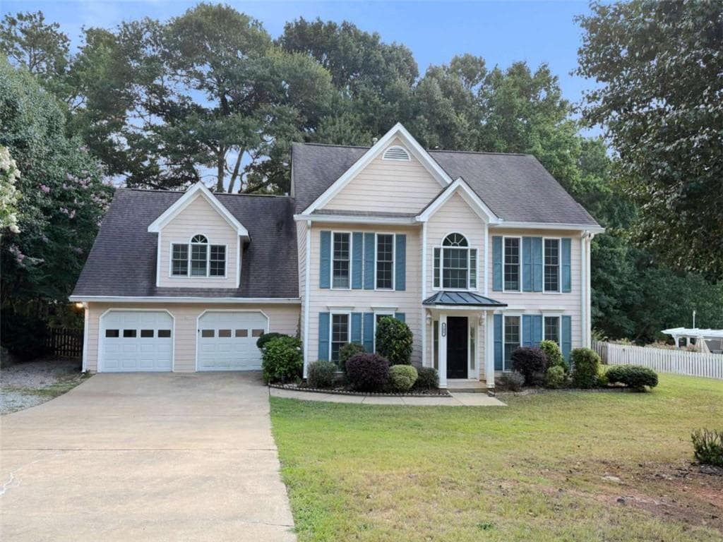 4 bedroom, 3 bathroom, 2,537 sq ft single family residence for sale at 105 Emerling Lane, Peachtree City, GA 30269
