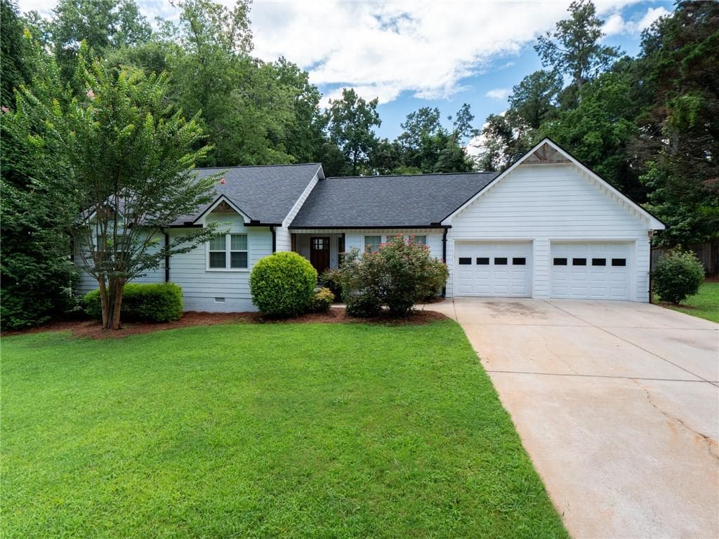 3 bedroom, 2 bathroom, 1,617 sq ft single family residence sold at 1020 Atherton Lane, Woodstock, GA 30189