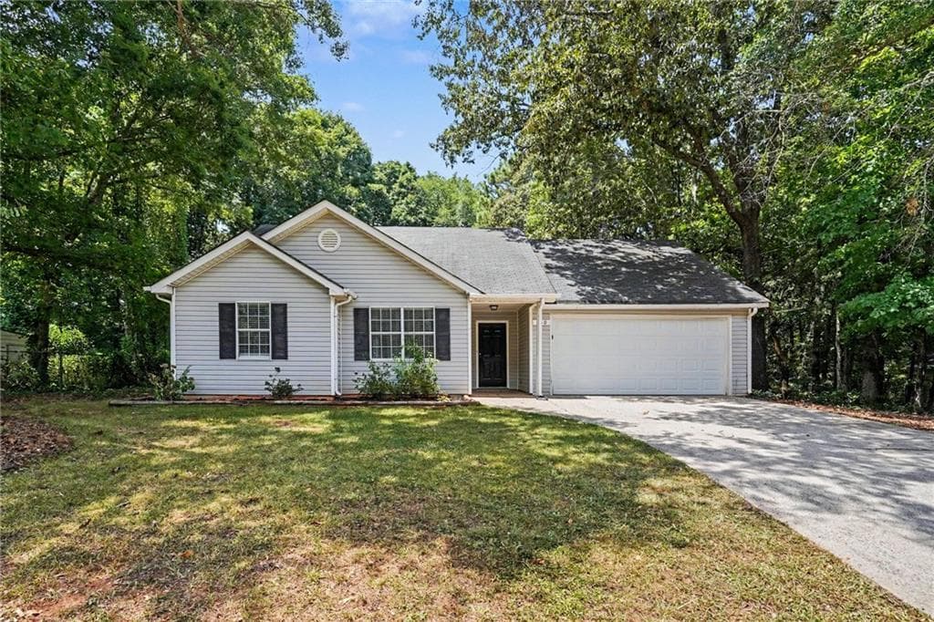 3 bedroom, 2 bathroom, 1,244 sq ft single family residence sold at 560 E Country Woods Drive, Covington, GA 30016