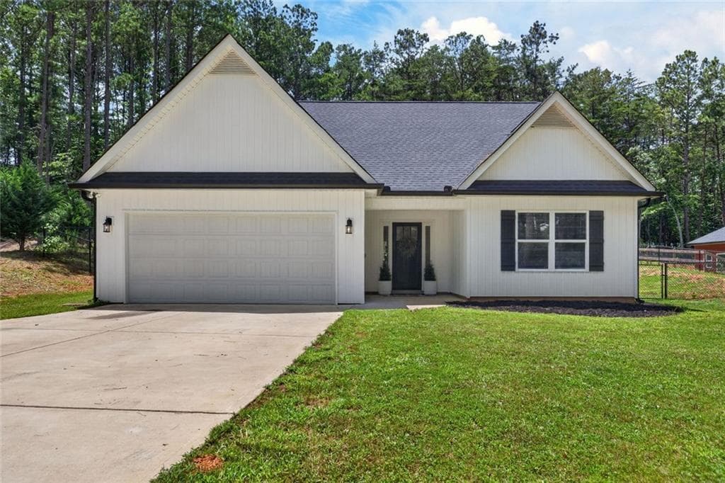 3 bedroom, 2 bathroom, 1,419 sq ft single family residence for sale at 6575 Hwy 101, Rockmart, GA 30153