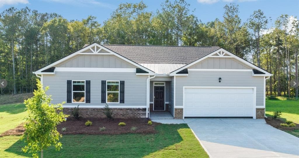 4 bedroom, 3 bathroom, 2,250 sq ft single family residence for sale at 1231 Kingston Avenue, Buckhead, GA 30625