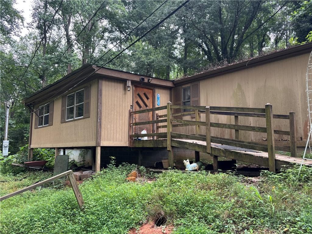 4 bedroom, 2 bathroom, 1,248 sq ft single family residence sold at 552 Kelly Dr, Canton, GA 30115
