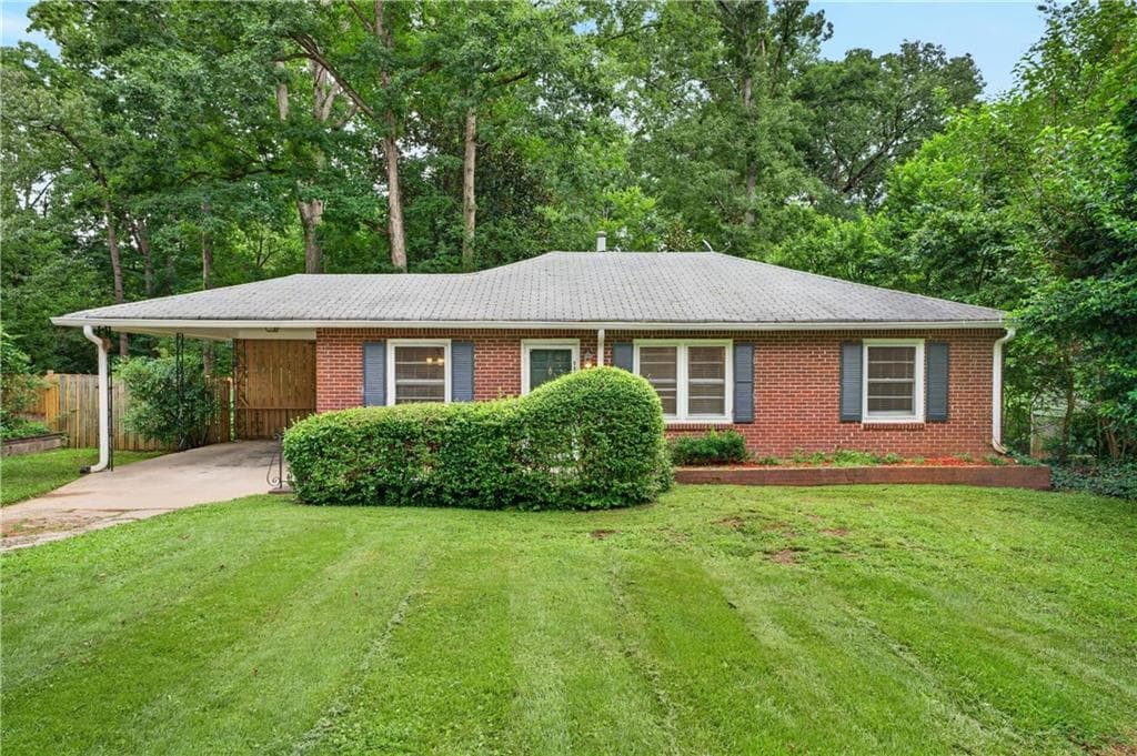 3 bedroom, 1 bathroom, 1,080 sq ft single family residence sold at 1142 Oldfield Road, Decatur, GA 30030