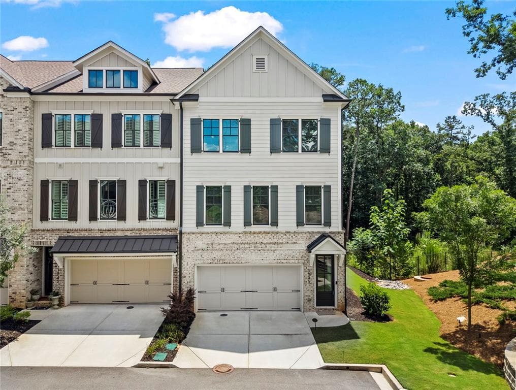 4 bedroom, 4 bathroom, 2,925 sq ft townhouse sold at 1049 Endeavour Court, Marietta, GA 30064