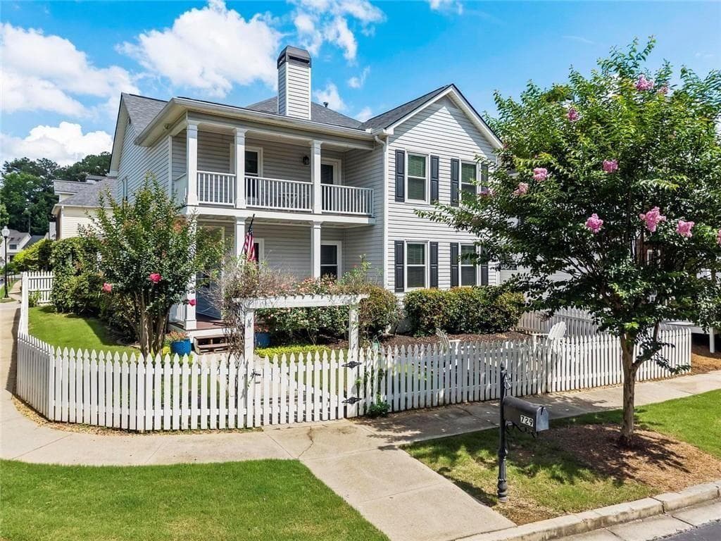 4 bedroom, 3 bathroom, 2,514 sq ft single family residence sold at 729 Gardenside Circle, Marietta, GA 30067