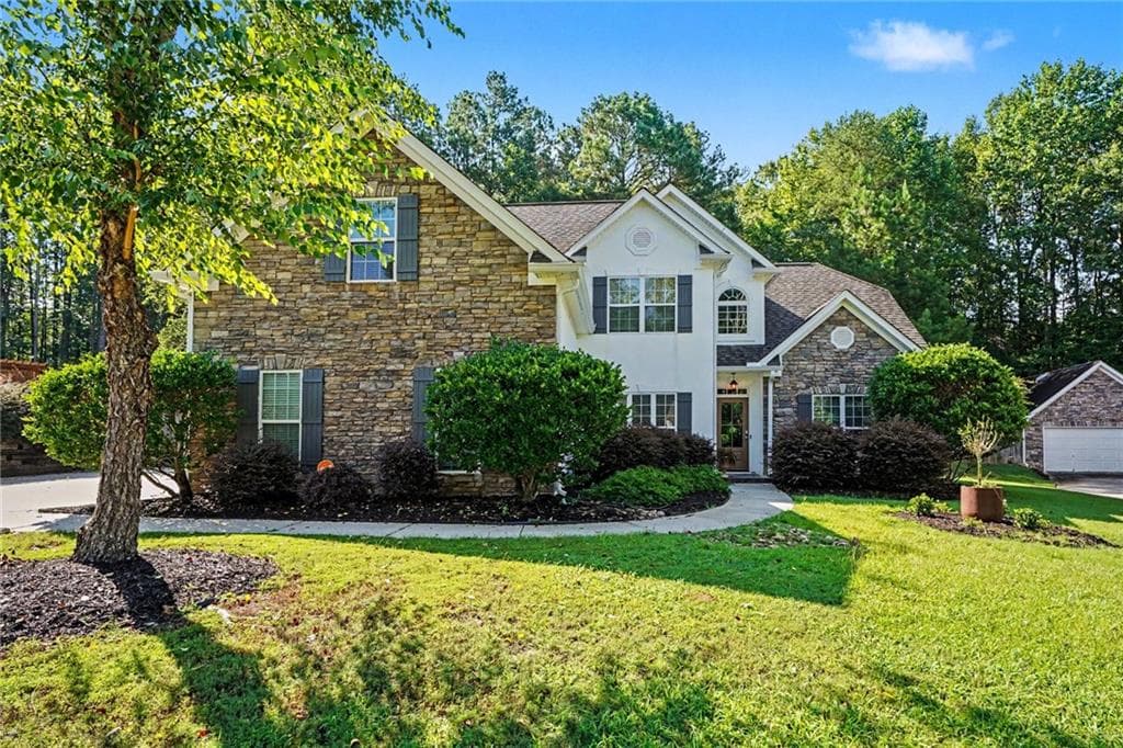 5 bedroom, 4 bathroom, 2,880 sq ft single family residence for sale at 160 Brittany Lane, Senoia, GA 30276