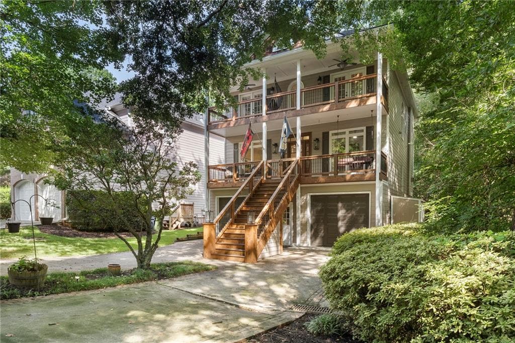 4 bedroom, 4 bathroom, 3,100 sq ft single family residence sold at 1826 Harper Road, Atlanta, GA 30318