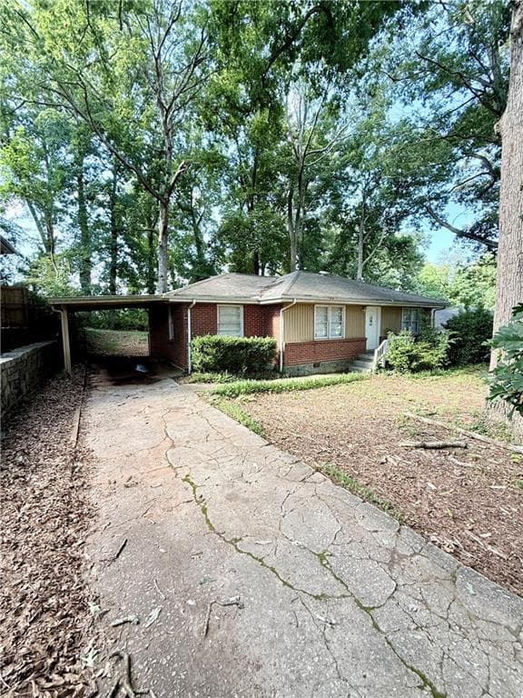 3 bedroom, 2 bathroom, 1,534 sq ft single family residence for sale at 1686 Valencia Road, Decatur, GA 30032