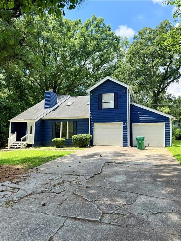 3 bedroom, 3 bathroom, 1,608 sq ft single family residence for sale at 427 Chanterelle Drive, Stone Mountain, GA 30087