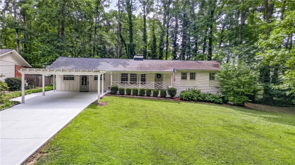 3 bedroom, 2 bathroom, 2,077 sq ft single family residence sold at 3619 Lake Drive, Smyrna, GA 30082