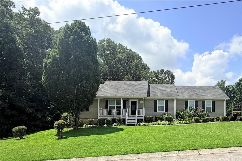 3 bedroom, 2 bathroom, 1,674 sq ft single family residence for sale at 229 Majesty Drive, Rockmart, GA 30153