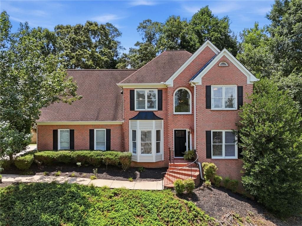 4 bedroom, 3 bathroom, 2,068 sq ft single family residence under contract at 5640 Charleston Bay Drive, Cumming, GA 30041