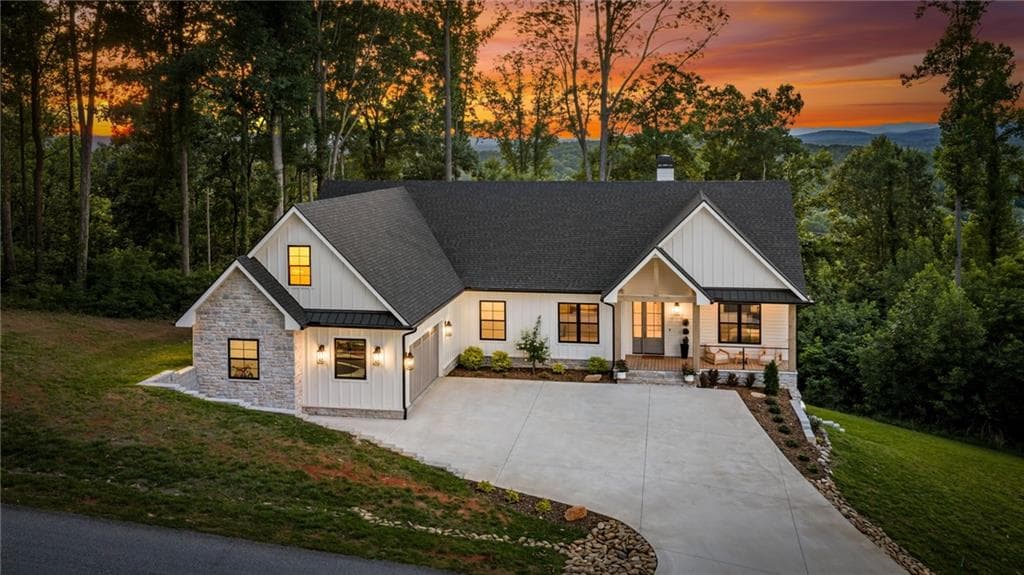 5 bedroom, 5 bathroom, 4,756 sq ft single family residence sold at 228 Winding Ridge, Blairsville, GA 30512