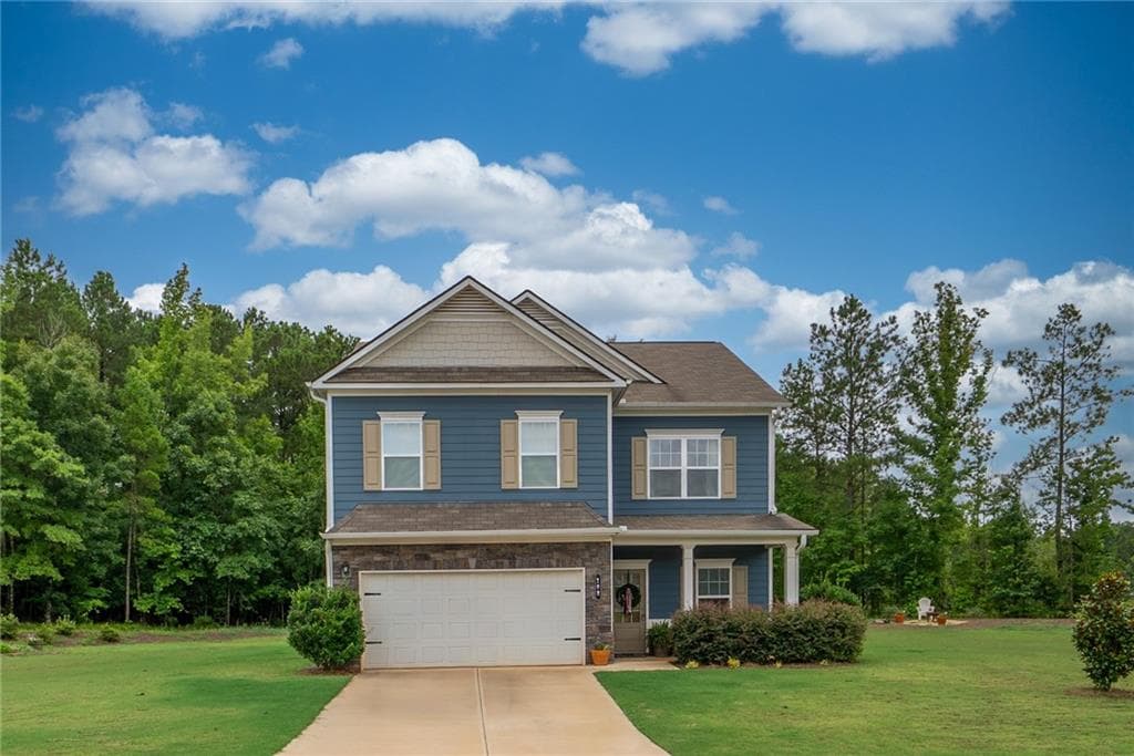 4 bedroom, 3 bathroom, 2,600 sq ft single family residence for sale at 108 Leslie Court, Eatonton, GA 31024