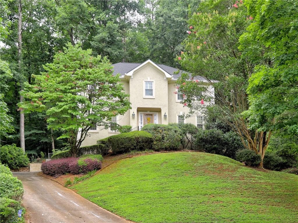 4 bedroom, 3 bathroom, 2,890 sq ft single family residence for rent at 2101 Mark Hall Court, Marietta, GA 30062 for $2,900 a month