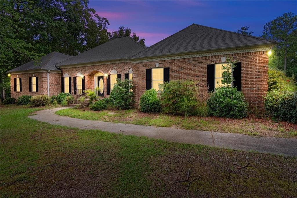 5 bedroom, 5 bathroom, 4,280 sq ft single family residence under contract at 9790 Court Lynn Lane, Winston, GA 30187