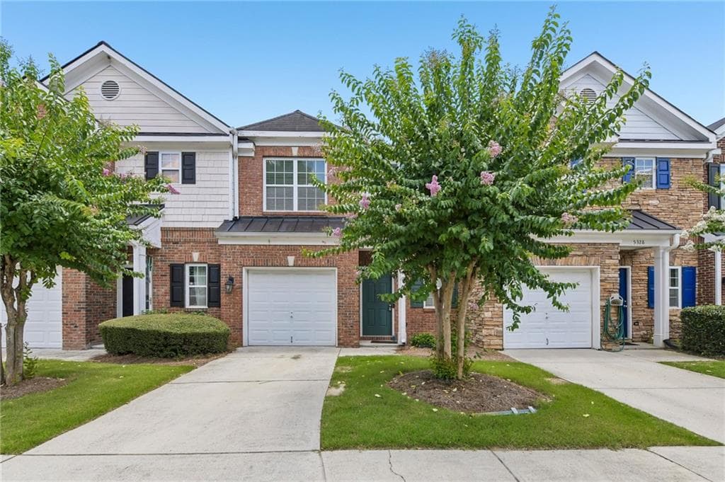 3 bedroom, 3 bathroom, 1,568 sq ft townhouse for sale at 5326 Langston Road, Norcross, GA 30071