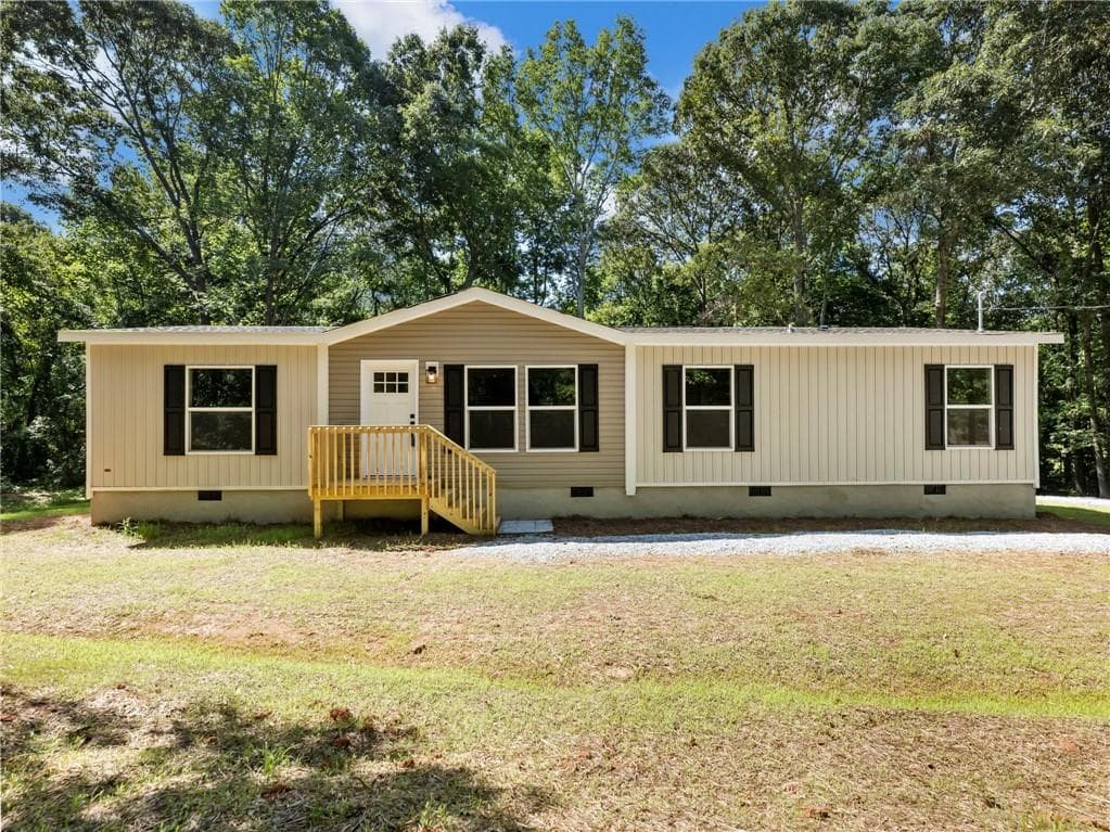4 bedroom, 2 bathroom, 1,568 sq ft single family residence for sale at 89 Upland Drive, Maysville, GA 30558