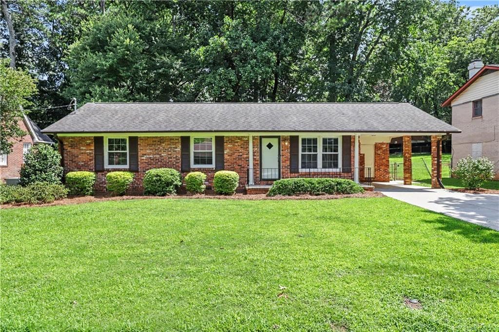 3 bedroom, 2 bathroom, 1,215 sq ft single family residence under contract at 2973 Delcourt Drive, Decatur, GA 30033