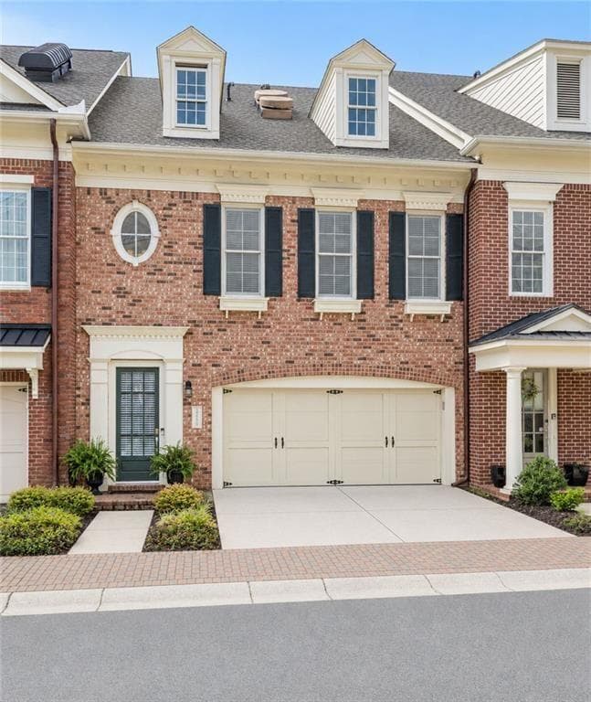 3 bedroom, 4 bathroom, 3,228 sq ft townhouse under contract at 2268 Edgartown Lane, Smyrna, GA 30080