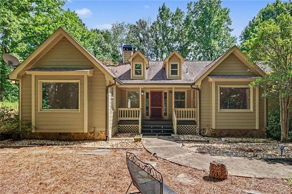 4 bedroom, 3 bathroom, 2,518 sq ft single family residence for sale at 3830 Chattahoochee Road, Cumming, GA 30041