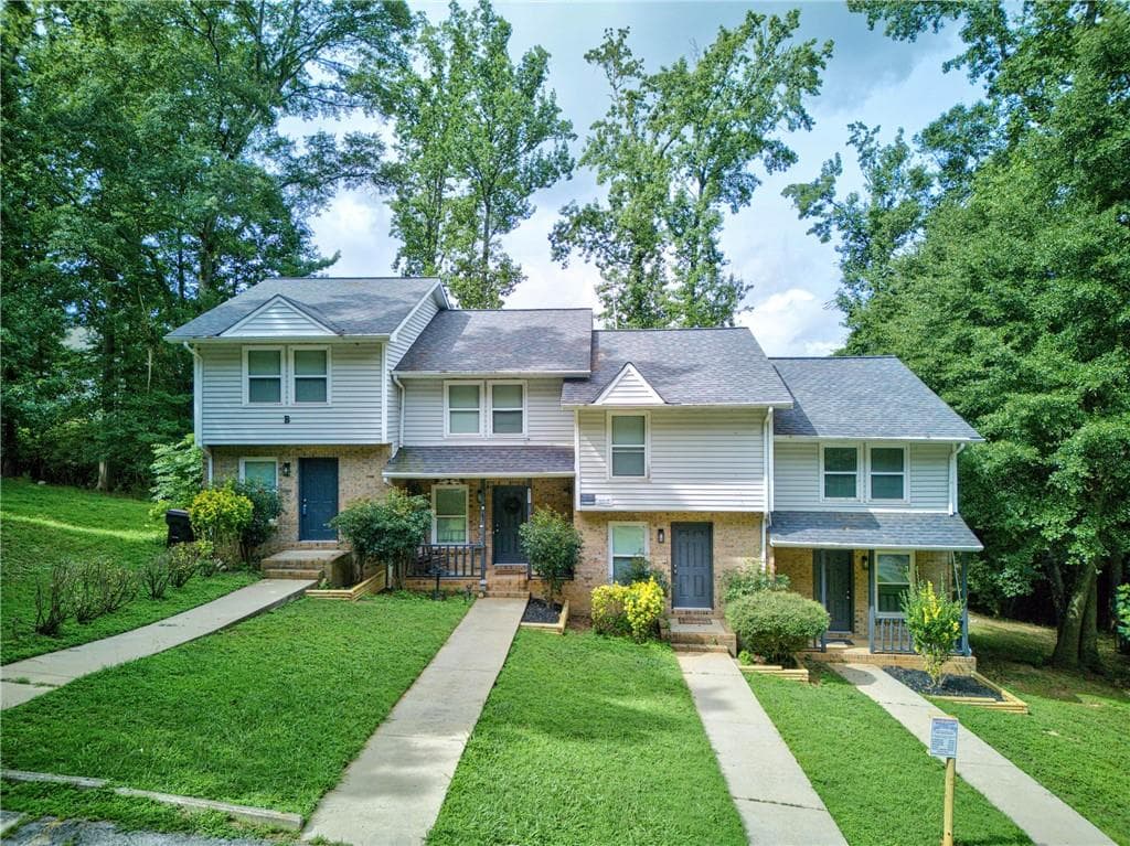 quadruplex sold at 5148 Spring Street, Flowery Branch, GA 30542