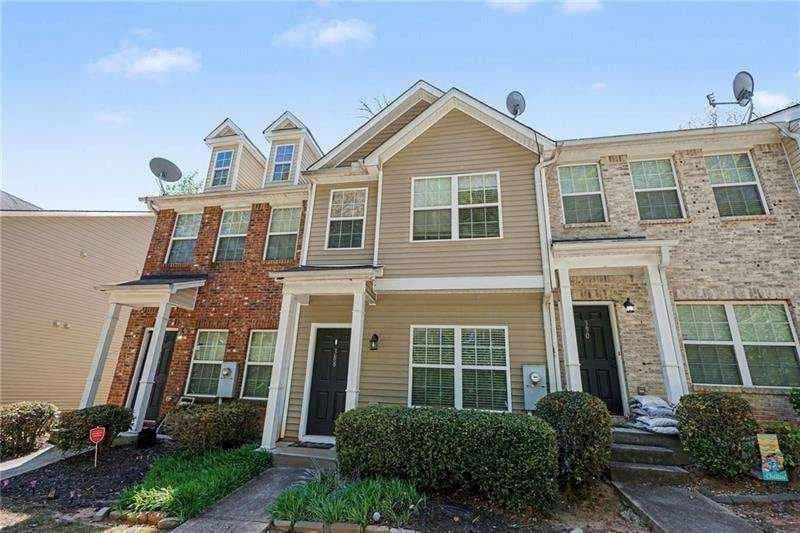 2 bedroom, 3 bathroom, 1,418 sq ft townhouse for sale at 388 Berckman Drive, Lilburn, GA 30047