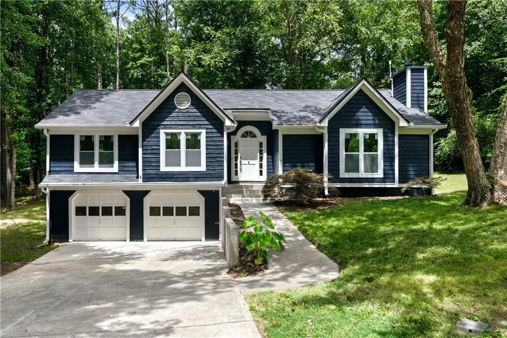 4 bedroom, 2 bathroom, 2,506 sq ft single family residence for sale at 2526 Shiloh Court West, Kennesaw, GA 30152