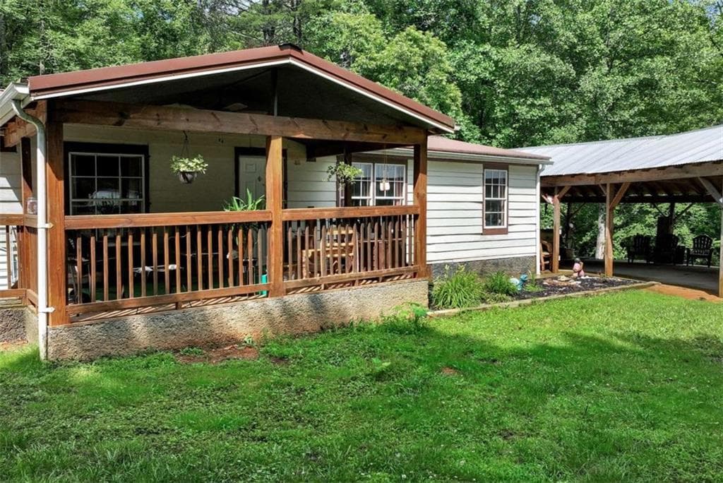 4 bedroom, 3 bathroom, 1,600 sq ft single family residence under contract at 615 Lewis Grindle Road, Dahlonega, GA 30533