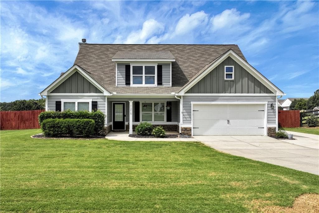 4 bedroom, 3 bathroom, 2,215 sq ft single family residence under contract at 1215 Foster Road, Statham, GA 30666