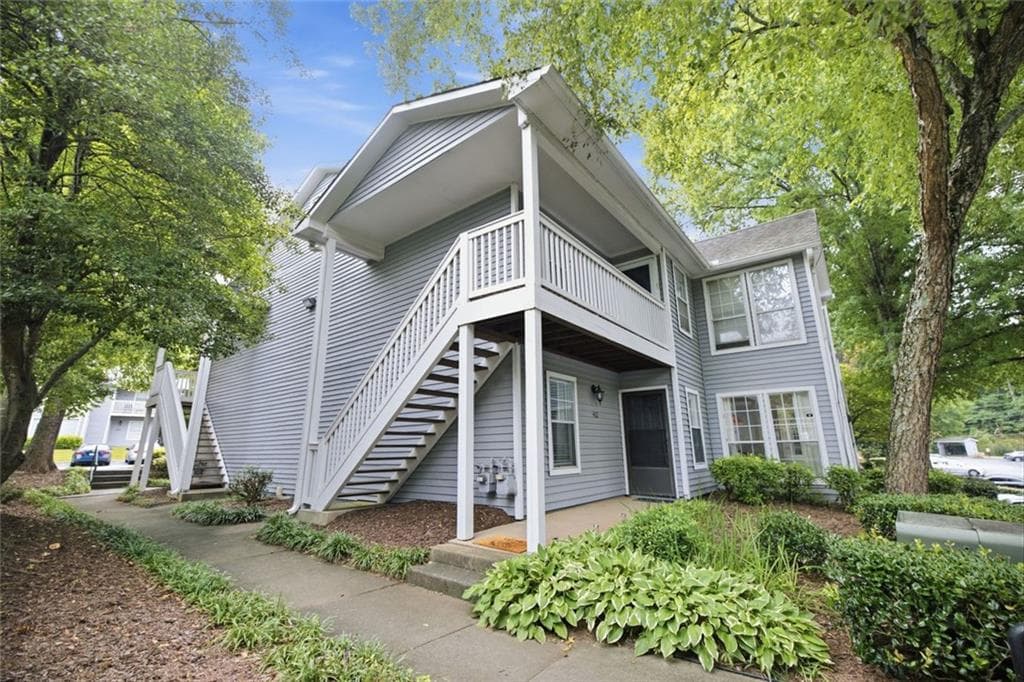 2 bedroom, 2 bathroom, 1,244 sq ft condominium for sale at 402 Olde Mill Lane 402, Norcross, GA 30093