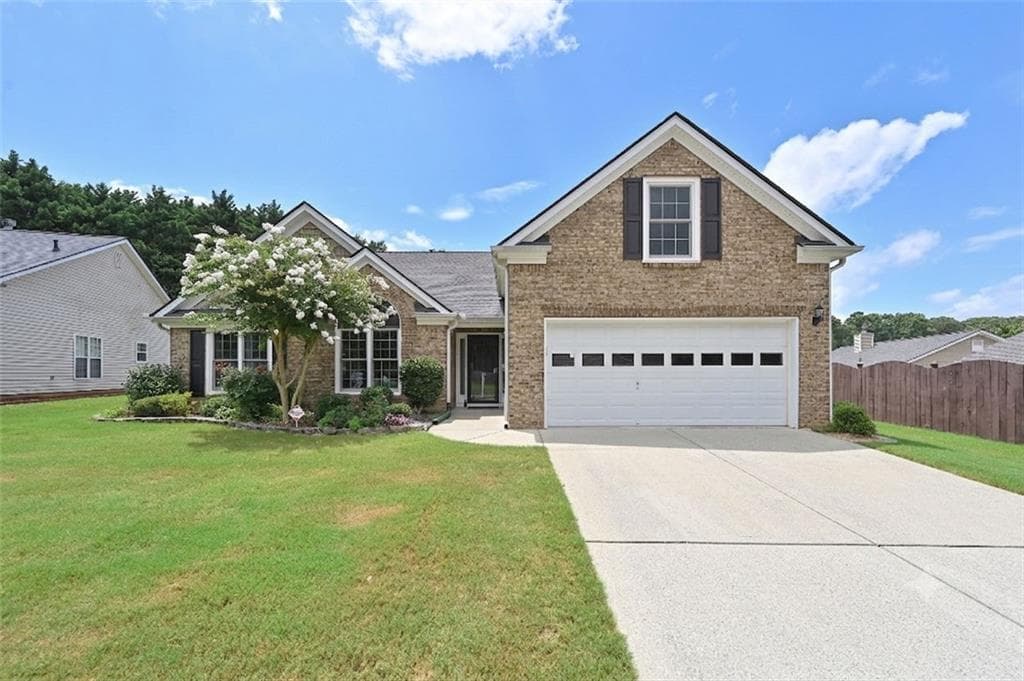 4 bedroom, 2 bathroom, 2,610 sq ft single family residence under contract at 1661 Jami Hollow Way, Lawrenceville, GA 30043