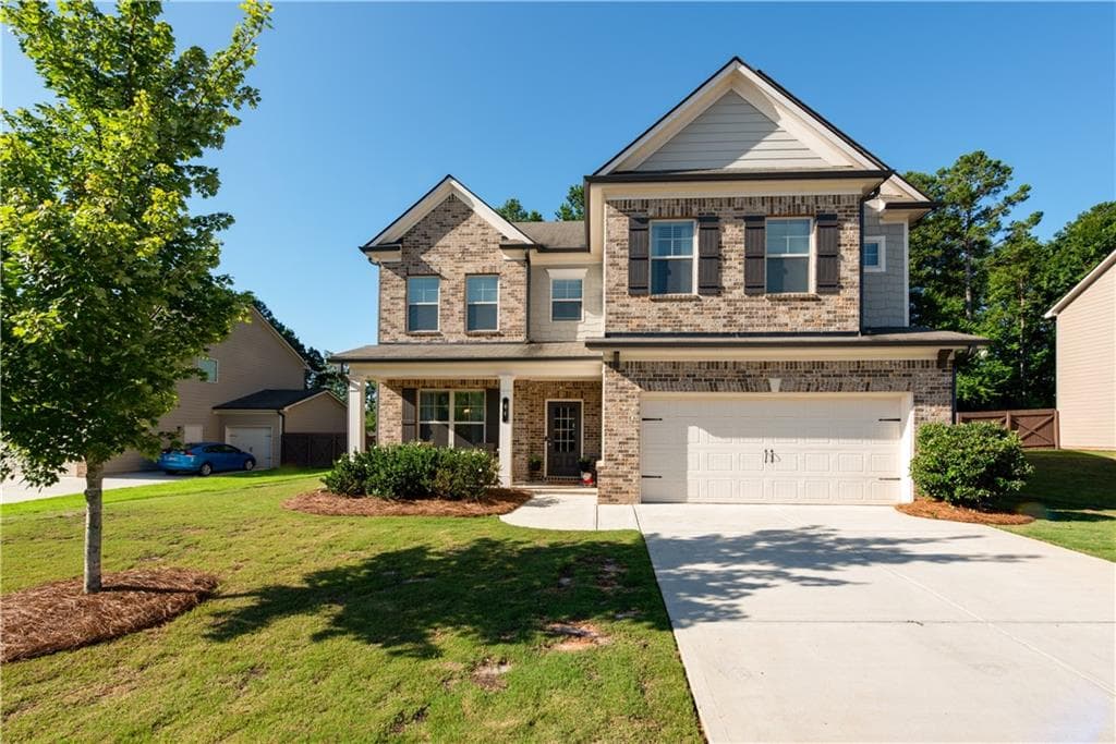 4 bedroom, 3 bathroom, 2,519 sq ft single family residence for sale at 64 Heron Court, Jefferson, GA 30549
