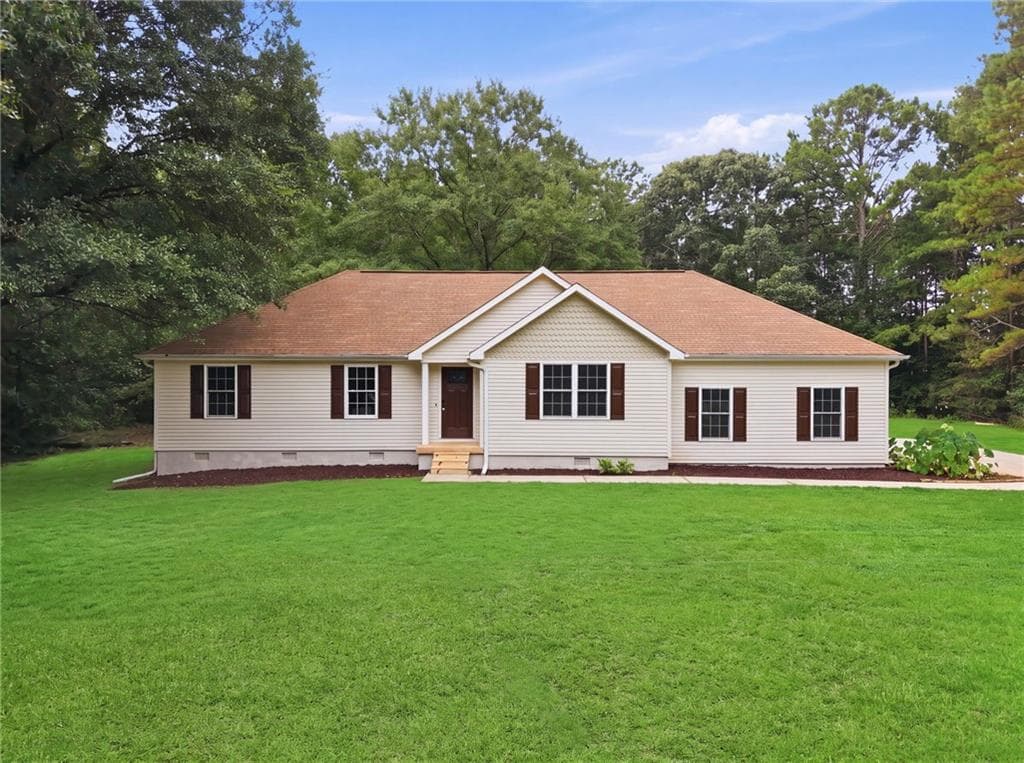 3 bedroom, 2 bathroom, 1,615 sq ft single family residence sold at 170 Creek Drive, Locust Grove, GA 30248