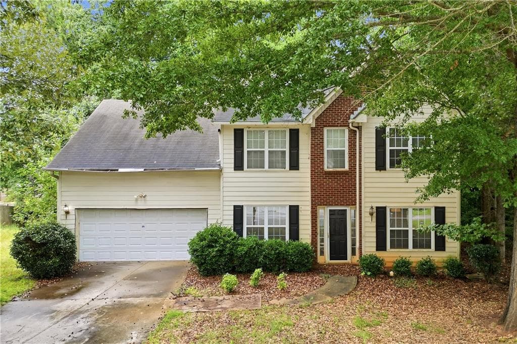 4 bedroom, 3 bathroom, 2,028 sq ft single family residence under contract at 2581 Star Lane, Decatur, GA 30034