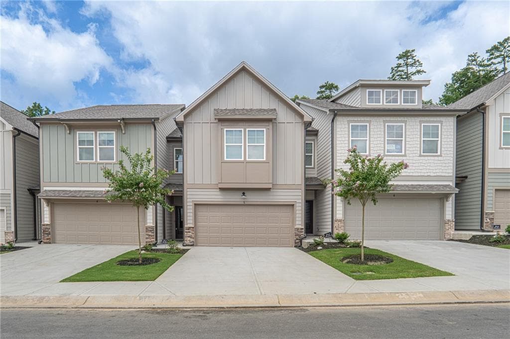 3 bedroom, 3 bathroom, 1,713 sq ft townhouse for rent at 365 Summit View Lane 5, Jasper, GA 30143 for $1,995 a month