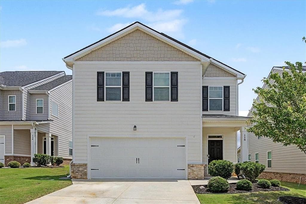 3 bedroom, 3 bathroom, 1,681 sq ft single family residence under contract at 118 Gaston Court, Hoschton, GA 30548