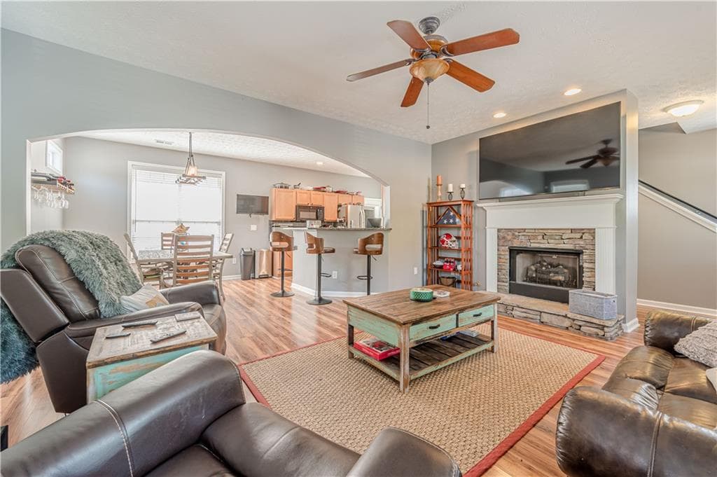 3 bedroom, 3 bathroom, 1,512 sq ft single family residence under contract at 311 Summerstone Court, Canton, GA 30114