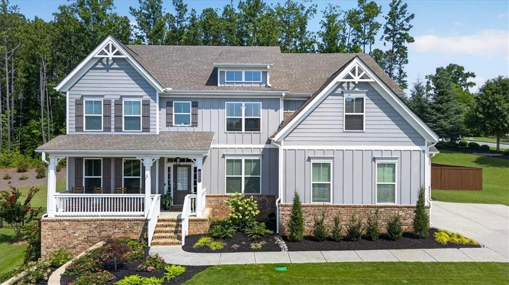 5 bedroom, 4 bathroom, 3,686 sq ft single family residence for sale at 400 Silver Brook Drive, Woodstock, GA 30188