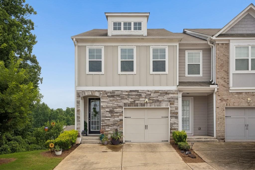3 bedroom, 3 bathroom, 1,617 sq ft townhouse for sale at 2278 Rolling Trail, Stonecrest, GA 30058