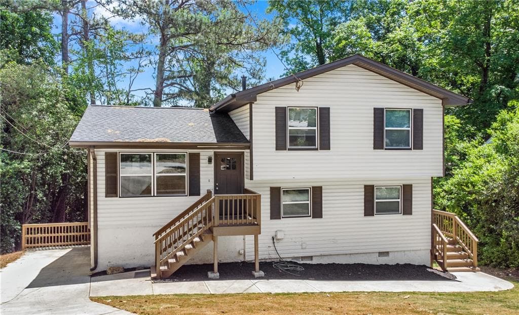 4 bedroom, 3 bathroom, 1,500 sq ft single family residence for sale at 5918 Sierra Drive, Norcross, GA 30071