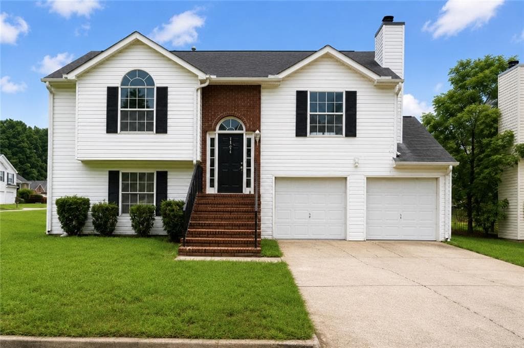 4 bedroom, 2 bathroom, 1,477 sq ft single family residence for sale at 5706 Hidden Brook Circle, Atlanta, GA 30349