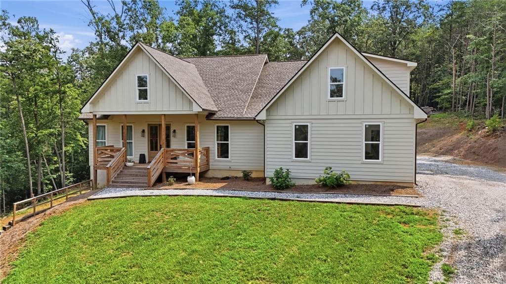 4 bedroom, 3 bathroom, 2,688 sq ft single family residence under contract at 1655 Pardue Mill Road, Demorest, GA 30535