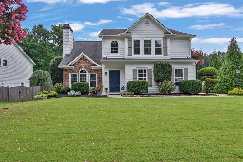 4 bedroom, 3 bathroom, 2,200 sq ft single family residence sold at 950 Brushy Creek Court, Suwanee, GA 30024