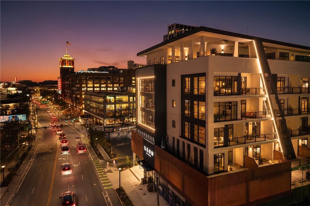 1 bedroom, 1 bathroom, 630 sq ft condominium for sale at 567 Ponce De Leon Avenue 319, Atlanta, GA 30308