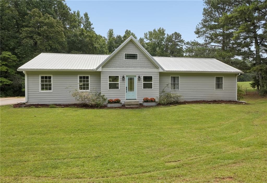 3 bedroom, 2 bathroom, 1,326 sq ft single family residence for sale at 8890 Watkins Road, Chattahoochee Hills, GA 30268